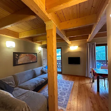 דירה Casa Patricia 1400 *